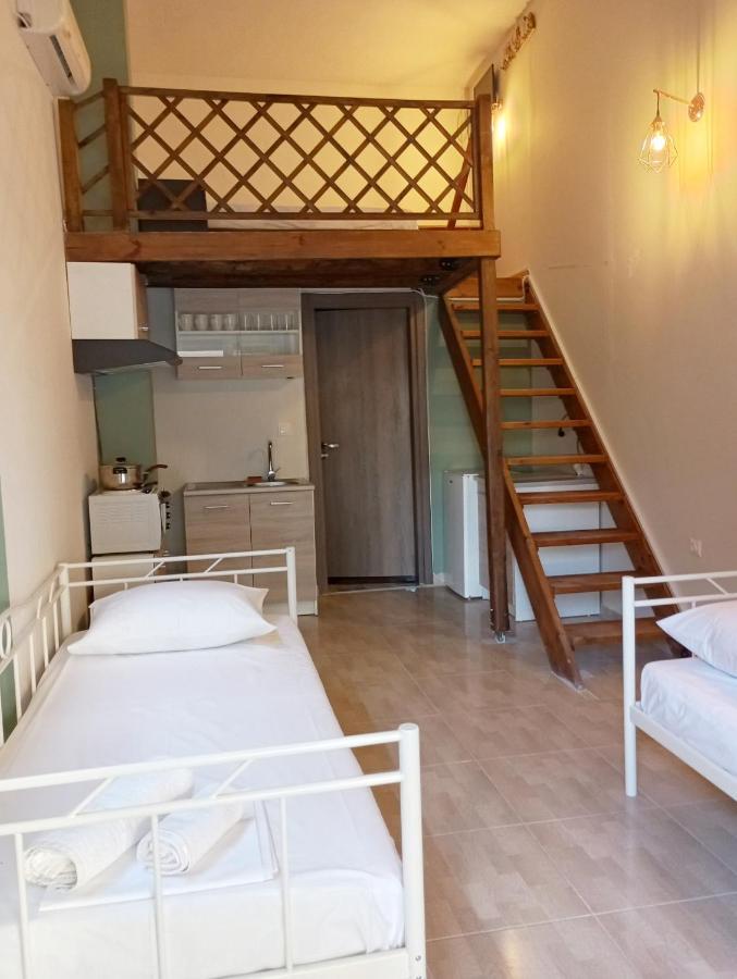 Stratos Family Apartments & Studios เนโอสมาร์มาราส ภายนอก รูปภาพ